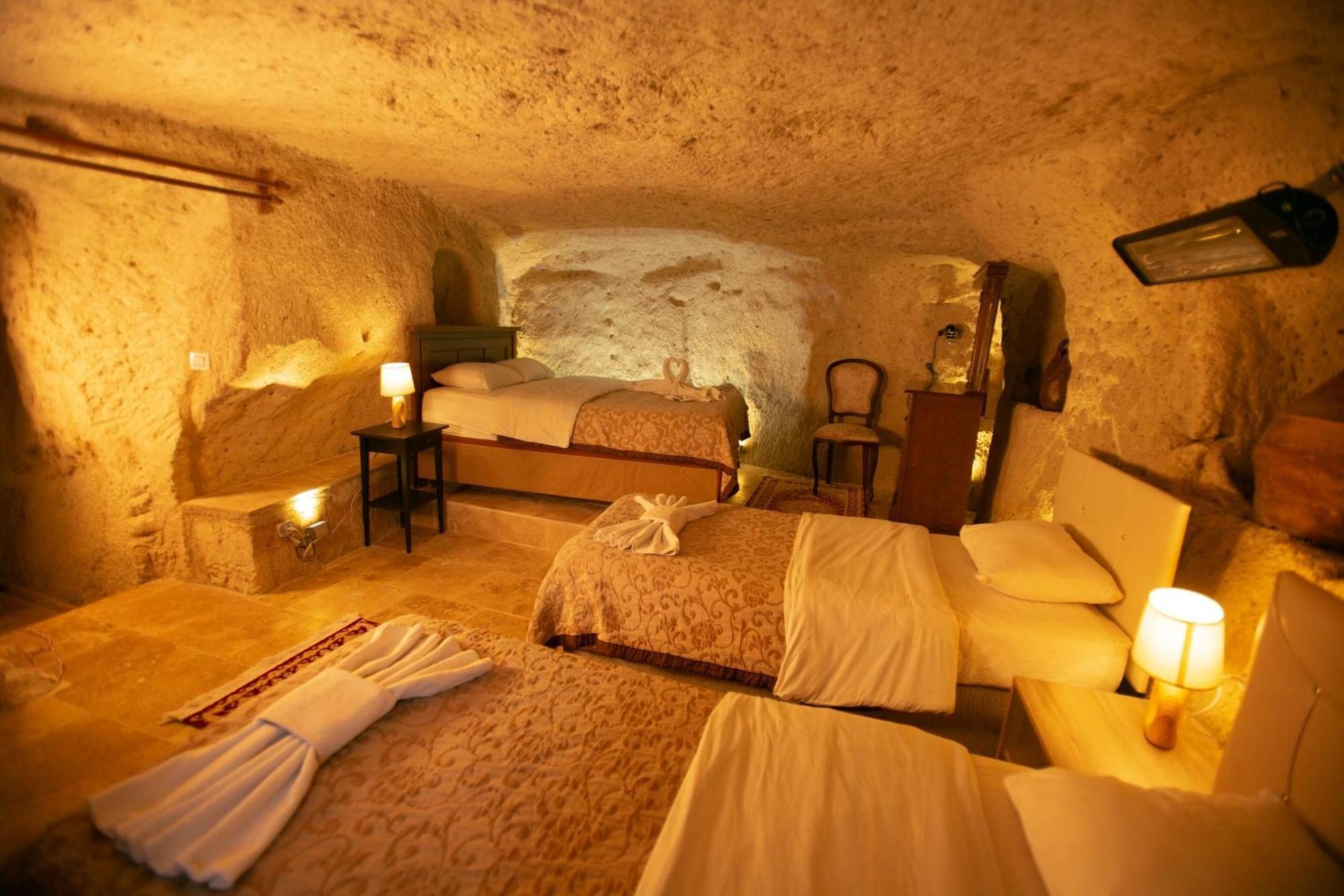 Kamelya Cave Hostel (Adults Only) Γκόρεμε Εξωτερικό φωτογραφία