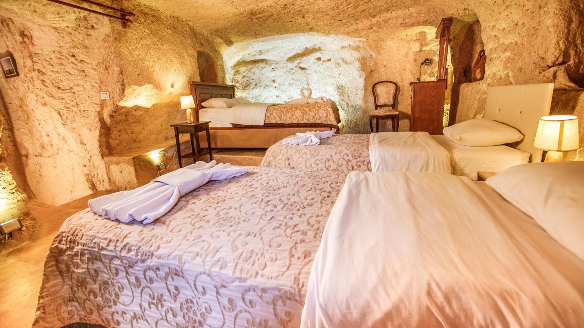 Kamelya Cave Hostel (Adults Only) Γκόρεμε Εξωτερικό φωτογραφία