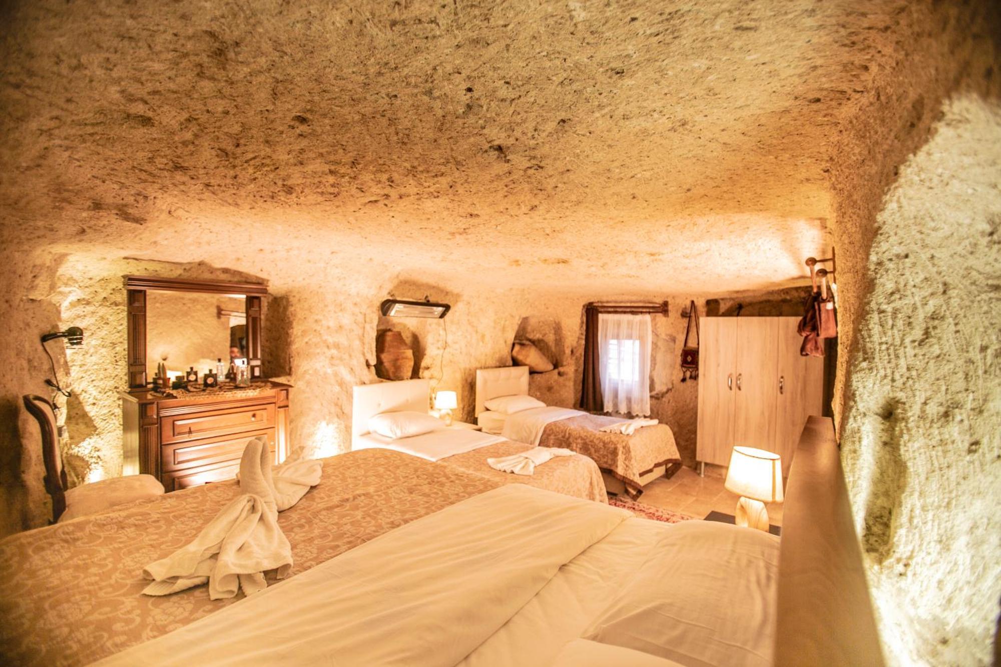Kamelya Cave Hostel (Adults Only) Γκόρεμε Εξωτερικό φωτογραφία