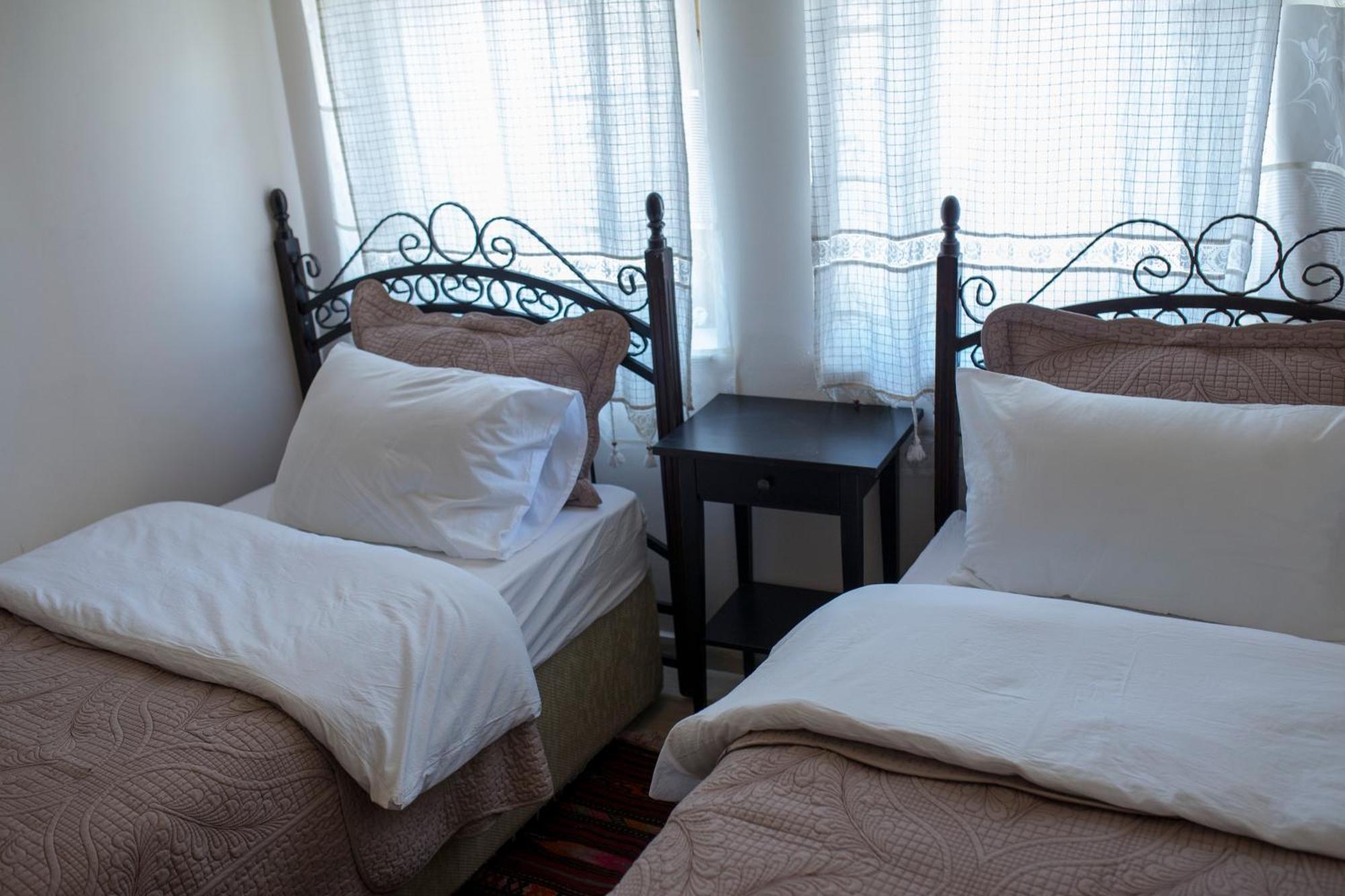 Kamelya Cave Hostel (Adults Only) Γκόρεμε Εξωτερικό φωτογραφία