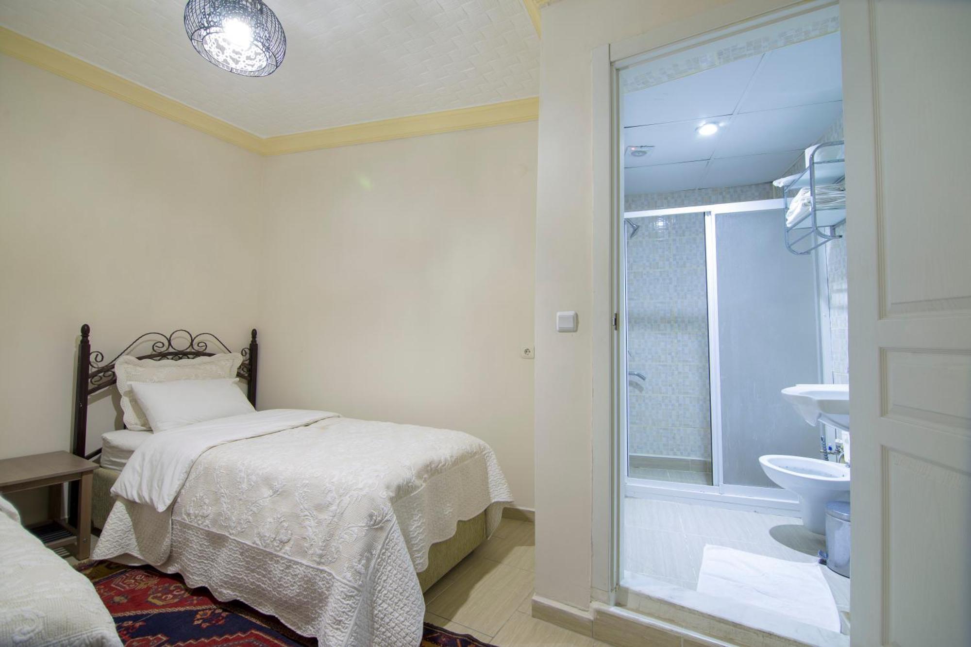 Kamelya Cave Hostel (Adults Only) Γκόρεμε Εξωτερικό φωτογραφία